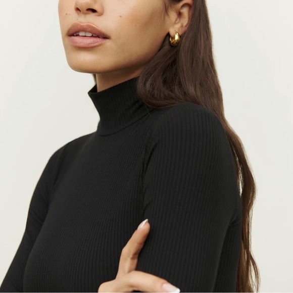 Reformation Maya Knit Dress Ribbed Long Sleeve Skater Mini Dress Black Large - Picture 3 of 8